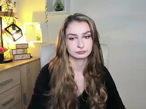 NinaBlond1 online show from November 28, 2025, 6:38 am