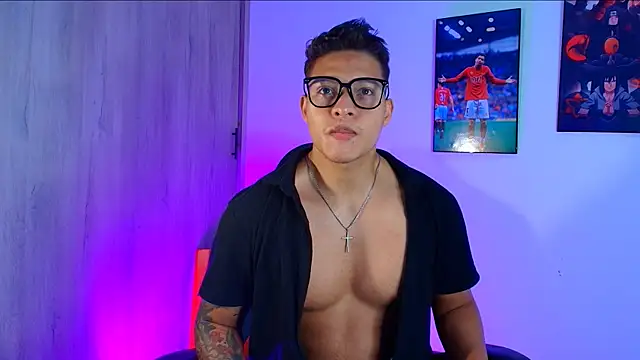 evan greey online show from September 23, 2025, 6:38 am