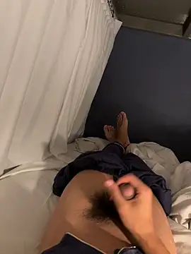 leeyoung  online show from November 4, 2025, 5:12 pm