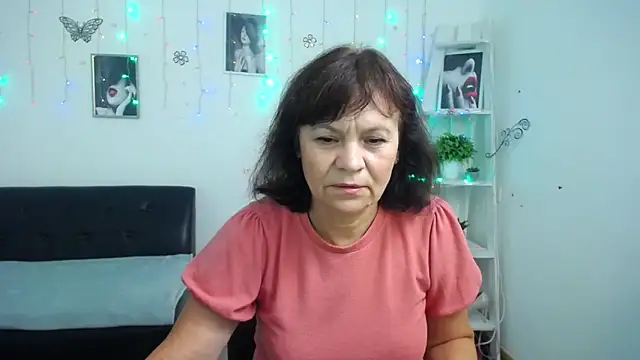 Snapshot of IngridWels chatting on September 24, 2025, 5:00 am IngridWels online show from September 24, 2025, 5:00 am