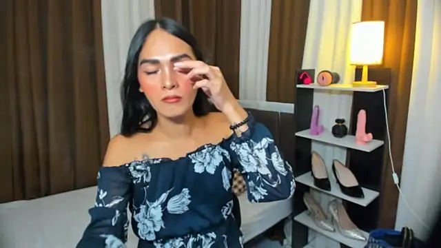 Sedictive Samantha online show from October 21, 2025, 5:30 am