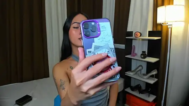 Sedictive Samantha online show from November 30, 2025, 5:06 pm