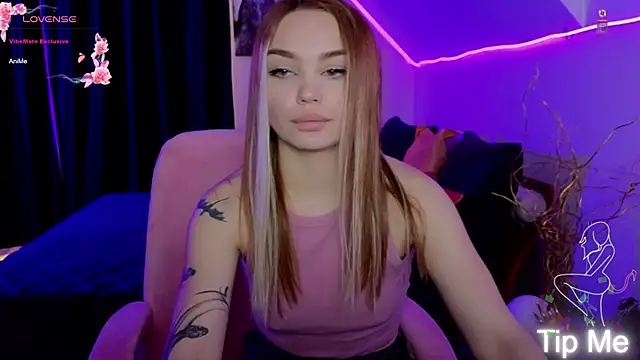 KitsyMoore online show from January 16, 2026, 1:04 pm