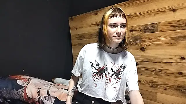 JenaeRadloff online show from October 16, 2025, 5:52 am