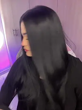 Mericute  online show from November 30, 2025, 1:53 am