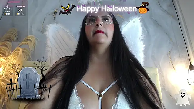 Samy moore14 online show from October 31, 2025, 2:18 pm