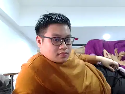 Snapshot of loveninja chatting on February 1, 2026, 12:37 pm loveninja online show from February 1, 2026, 12:37 pm