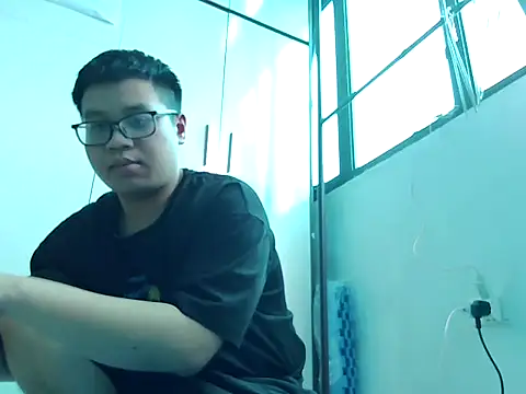 loveninja online show from March 22, 2026, 5:44 am