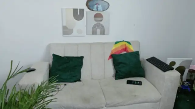 dirty feelena online show from October 24, 2025, 6:04 pm