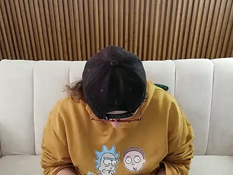 dirty feelena online show from February 25, 2026, 6:28 pm