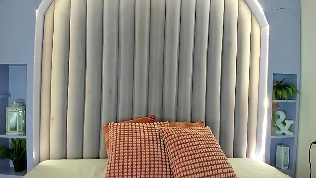 MyApril   online show from February 20, 2026, 11:43 am