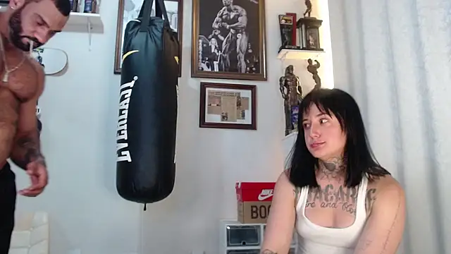 henryhadesflirt online show from April 3, 2026, 6:17 pm