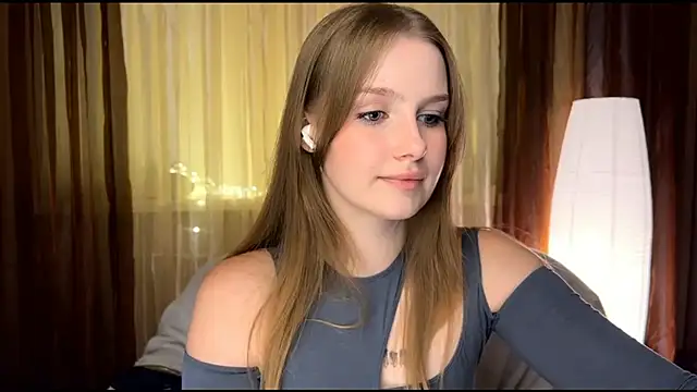 Snapshot of Sibriina_Liliya chatting on May 10, 2026, 7:41 pm Sibriina Liliya online show from May 10, 2026, 7:41 pm