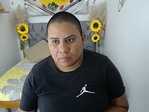 hotlesby valery online show from January 15, 2026, 11:59 am