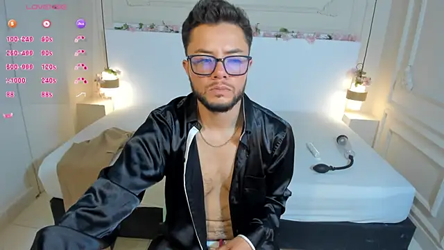 Snapshot of LandonRush5 chatting on September 22, 2025, 7:54 am LandonRush5 online show from September 22, 2025, 7:54 am