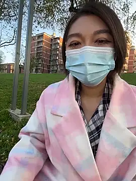 fioralba online show from November 9, 2025, 2:48 pm