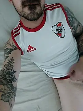 Snapshot of coherro3 chatting on October 4, 2025, 4:27 pm coherro3 online show from October 4, 2025, 4:27 pm