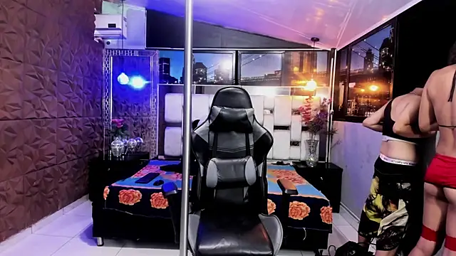 Twindesires online show from October 12, 2025, 5:06 am