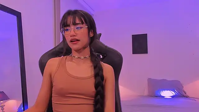 Rouse Monroe online show from December 1, 2025, 3:33 am