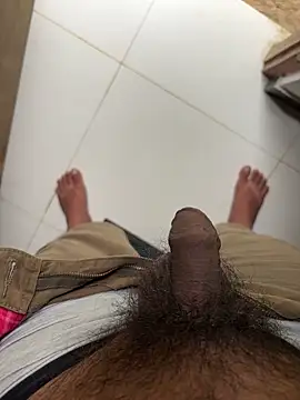 Snapshot of Gihan_sil1088 chatting on October 21, 2025, 4:13 am Gihan sil1088 online show from October 21, 2025, 4:13 am