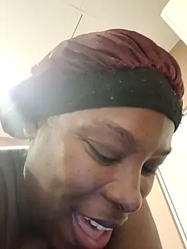 champaigncork online show from December 18, 2025, 7:31 pm