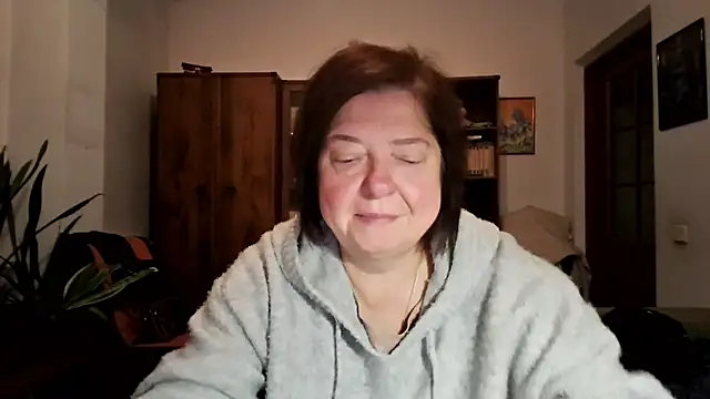 Violet Pulse online show from January 13, 2026, 9:42 pm