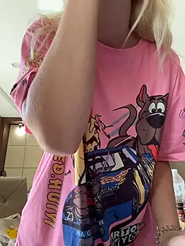 RonnieKiss online show from January 10, 2026, 5:31 am