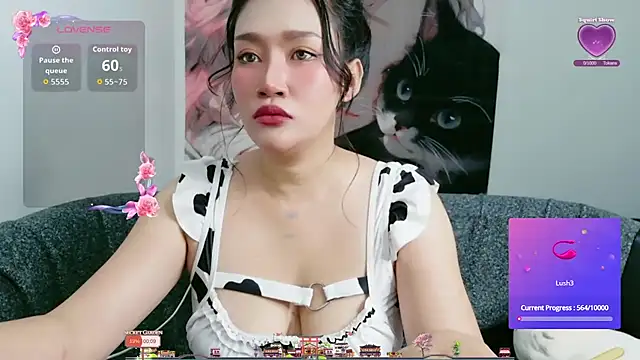 Lalacream12 online show from October 27, 2025, 2:43 pm