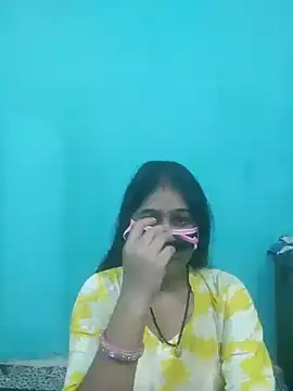 Cute-Charvii online show from December 3, 2025, 5:37 am