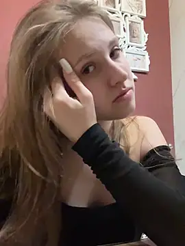 Niksa99x online show from March 18, 2026, 1:47 pm