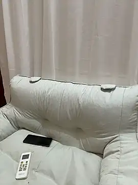 AZ37866 online show from October 19, 2025, 9:32 am