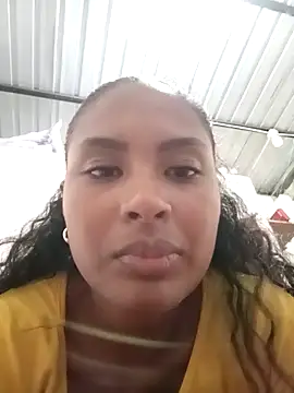 Snapshot of _Canella_ chatting on September 27, 2025, 2:38 am  Canella  online show from September 27, 2025, 2:38 am