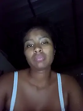 Snapshot of _Canella_ chatting on October 29, 2025, 6:04 am  Canella  online show from October 29, 2025, 6:04 am