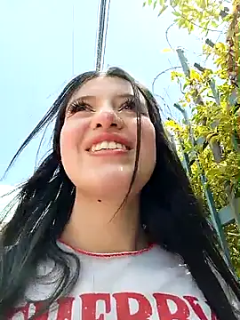 Snapshot of SALOME-28_ chatting on May 6, 2026, 4:12 pm SALOME-28 online show from May 6, 2026, 4:12 pm