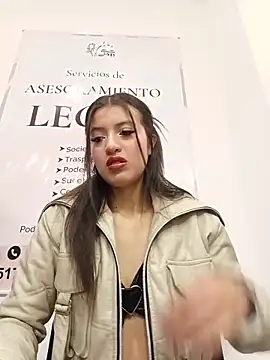 Snapshot of SALOME-28_ chatting on May 13, 2026, 1:08 pm SALOME-28 online show from May 13, 2026, 1:08 pm