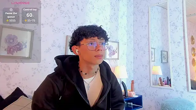 liam twiink online show from March 21, 2026, 7:17 pm