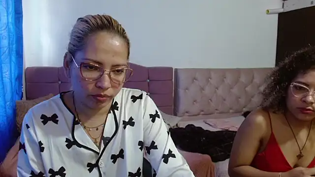 LITTLEKITTY19 online show from January 31, 2026, 7:11 pm