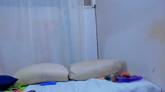 Maturealiciaray online show from November 18, 2025, 4:50 am