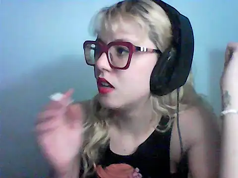 BlondieTami online show from October 23, 2025, 11:31 am