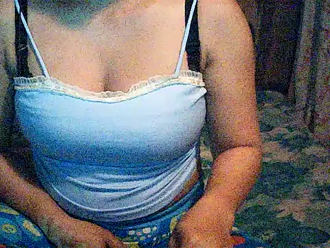 Hot aya0516 online show from October 3, 2025, 12:46 pm