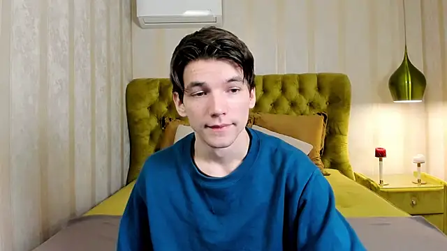 Snapshot of alfred_joness chatting on September 26, 2025, 6:39 am alfred joness online show from September 26, 2025, 6:39 am