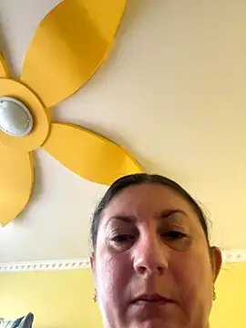 oksana1990 online show from September 30, 2025, 7:02 am