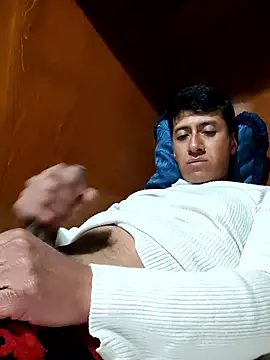 Snapshot of Carlos27hot chatting on January 16, 2026, 7:23 am Carlos27hot online show from January 16, 2026, 7:23 am