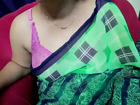 Snapshot of tamilqueenbaby chatting on September 23, 2025, 11:08 pm tamilqueenbaby online show from September 23, 2025, 11:08 pm