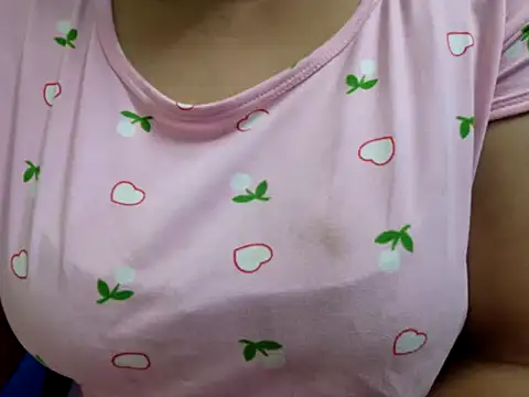 Snapshot of tamilqueenbaby chatting on October 14, 2025, 10:54 pm tamilqueenbaby online show from October 14, 2025, 10:54 pm