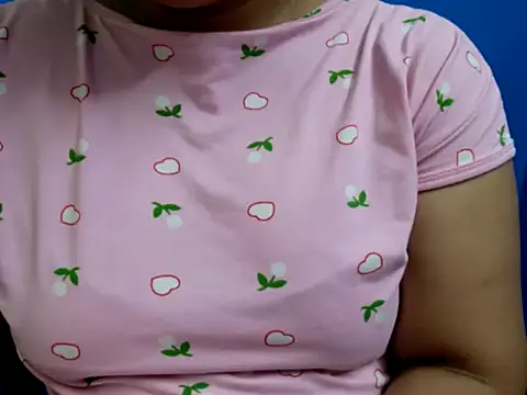 Snapshot of tamilqueenbaby chatting on October 16, 2025, 12:00 am tamilqueenbaby online show from October 16, 2025, 12:00 am