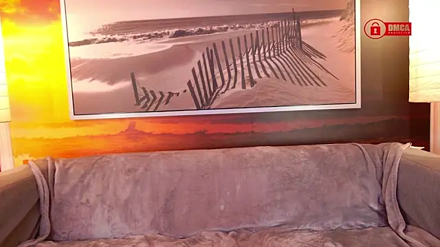 Charming LIA online show from October 21, 2025, 10:49 am