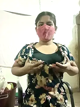 Shazfairy online show from October 28, 2025, 9:06 pm