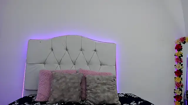 celestederek online show from January 12, 2026, 7:19 pm