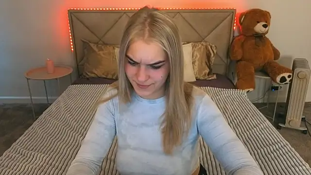 AlinaLiii online show from March 31, 2026, 12:38 pm